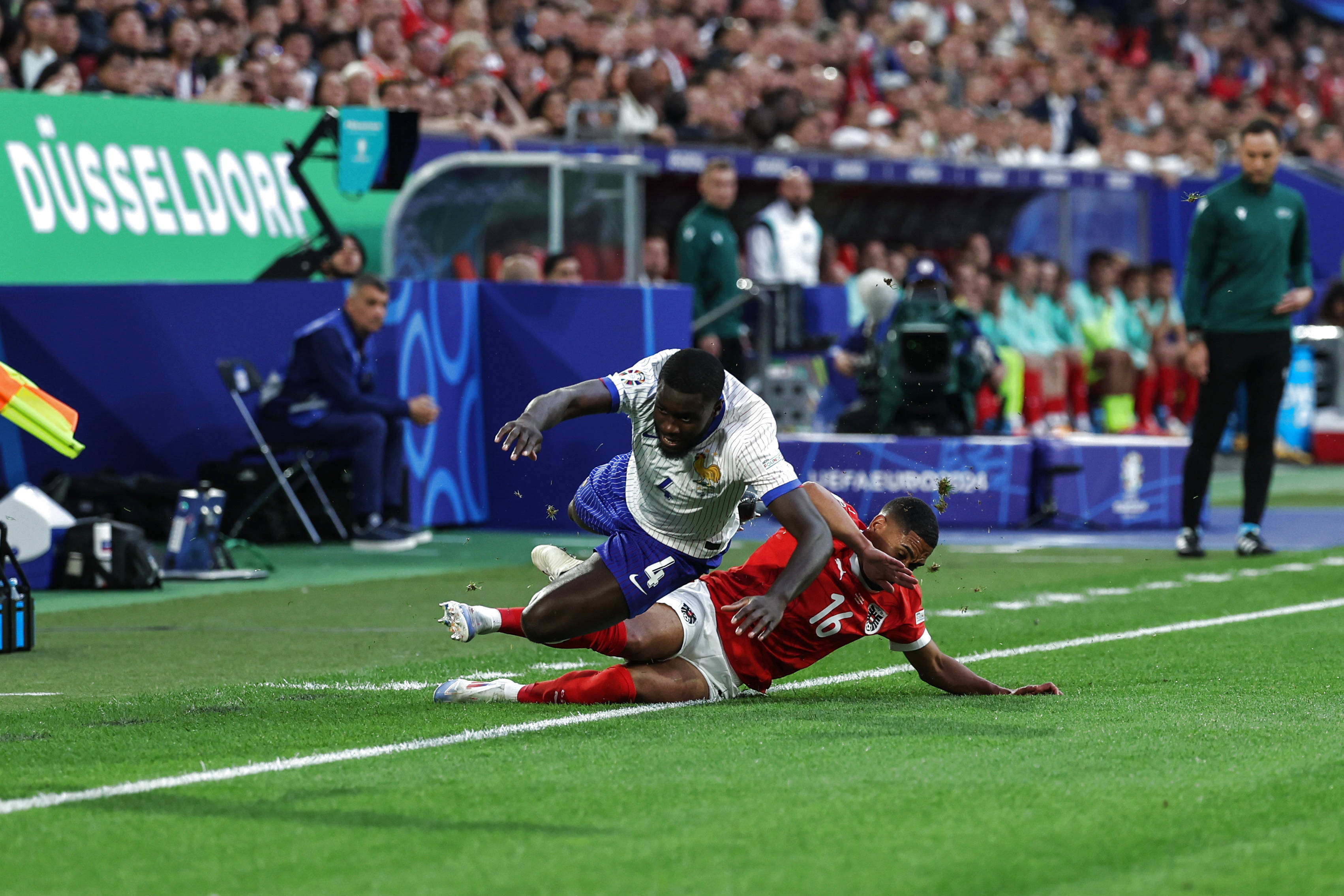 法国阻击克罗地亚,成功晋级欧洲杯半决赛 法国阻击克罗地亚,成功晋级欧洲杯半决赛