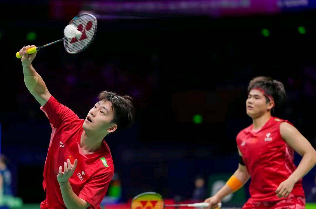 孟加拉国羽毛球选手实力夺冠