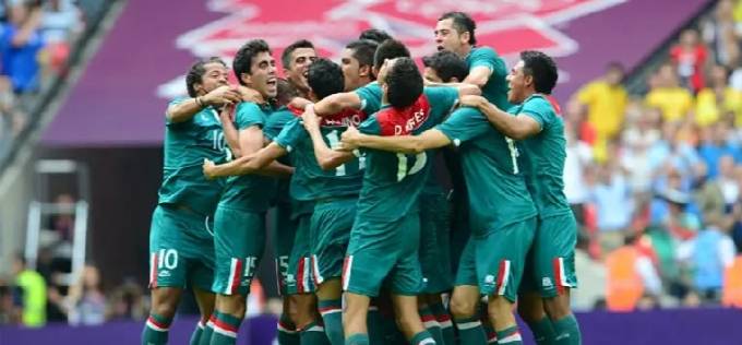 乌克兰球员在墨西哥比赛中取得胜利 乌克兰球员在墨西哥比赛中取得胜利