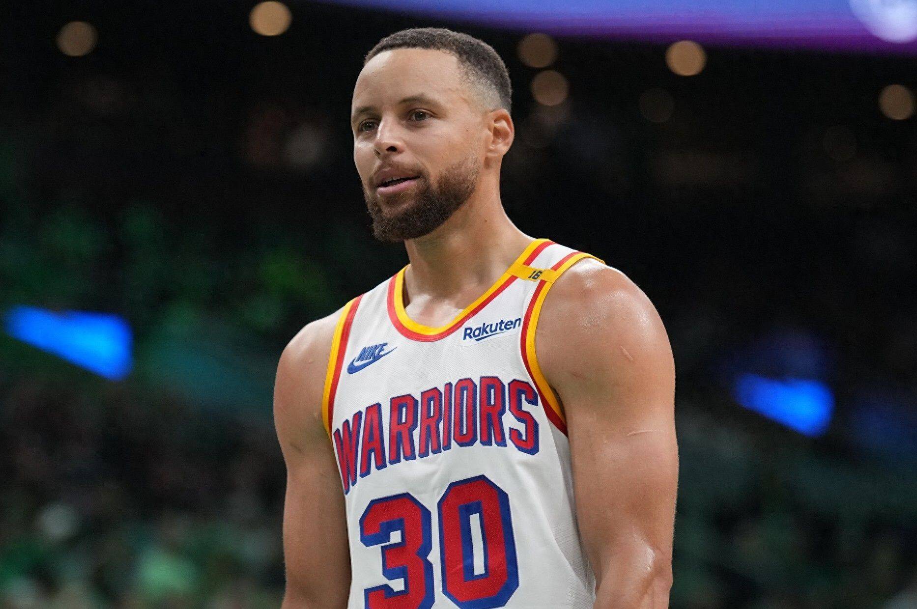 勇士全队表现出色,终结篮网主场不败纪录 勇士全队表现出色,终结篮网主场不败纪录