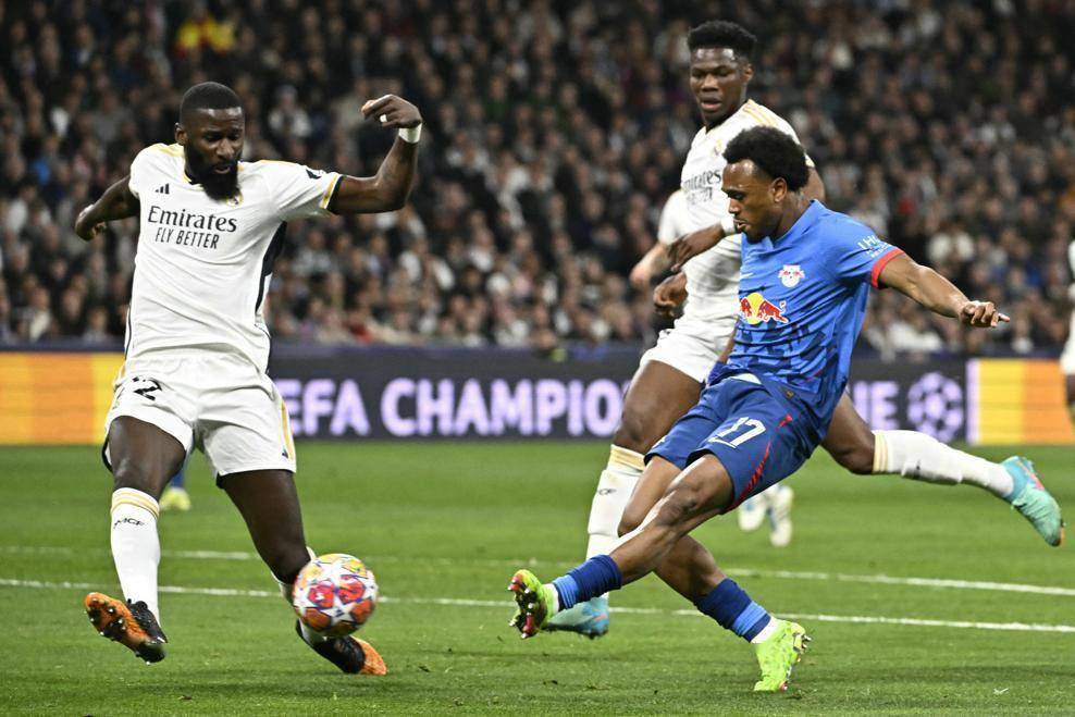 越南球队实现横扫，惊险晋级