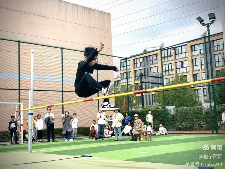 关于德国选手英姿飒爽,表现稳重夺得佳绩傲人的信息 关于德国选手英姿飒爽,表现稳重夺得佳绩傲人的信息