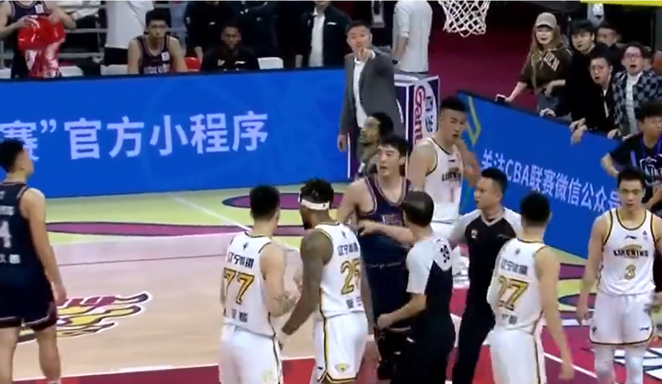 关于青岛黄海客场作战艰难,球员积极备战研究对手的信息 关于青岛黄海客场作战艰难,球员积极备战研究对手的信息